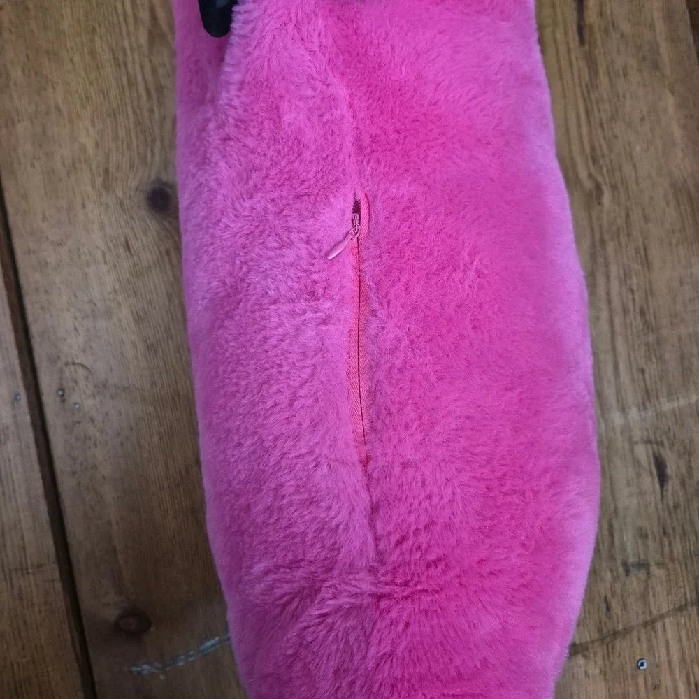 N/A plush pink